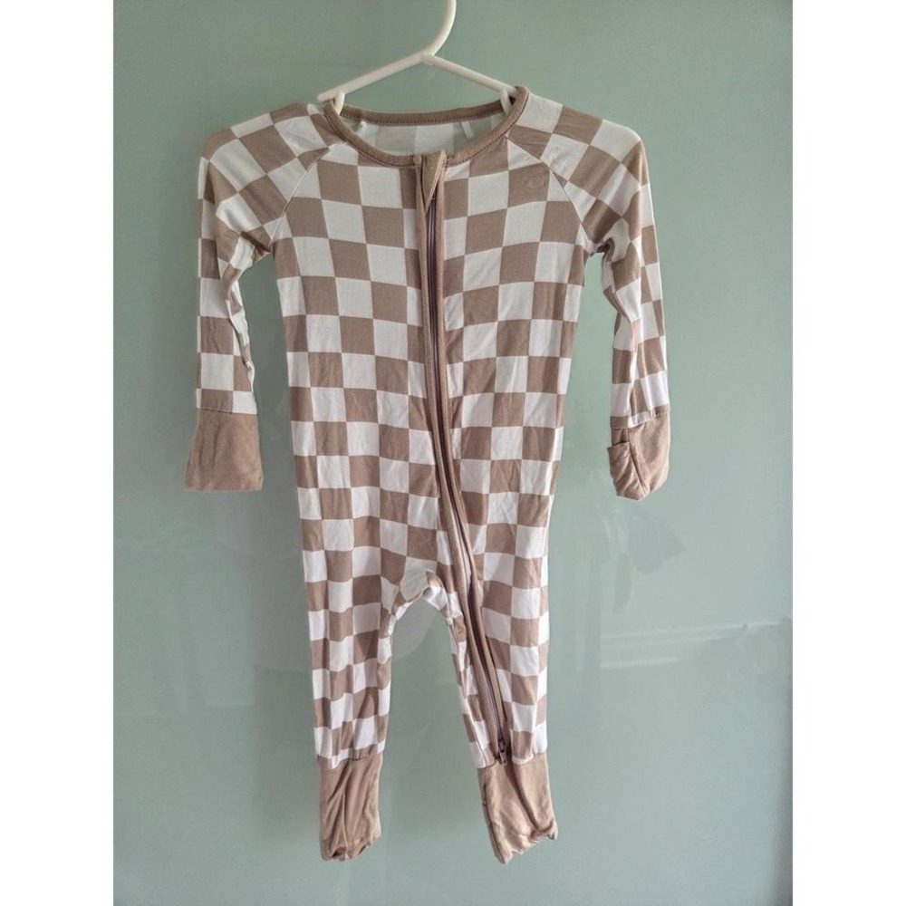 Boutique baby boy bamboo sleeper 3-6 mos